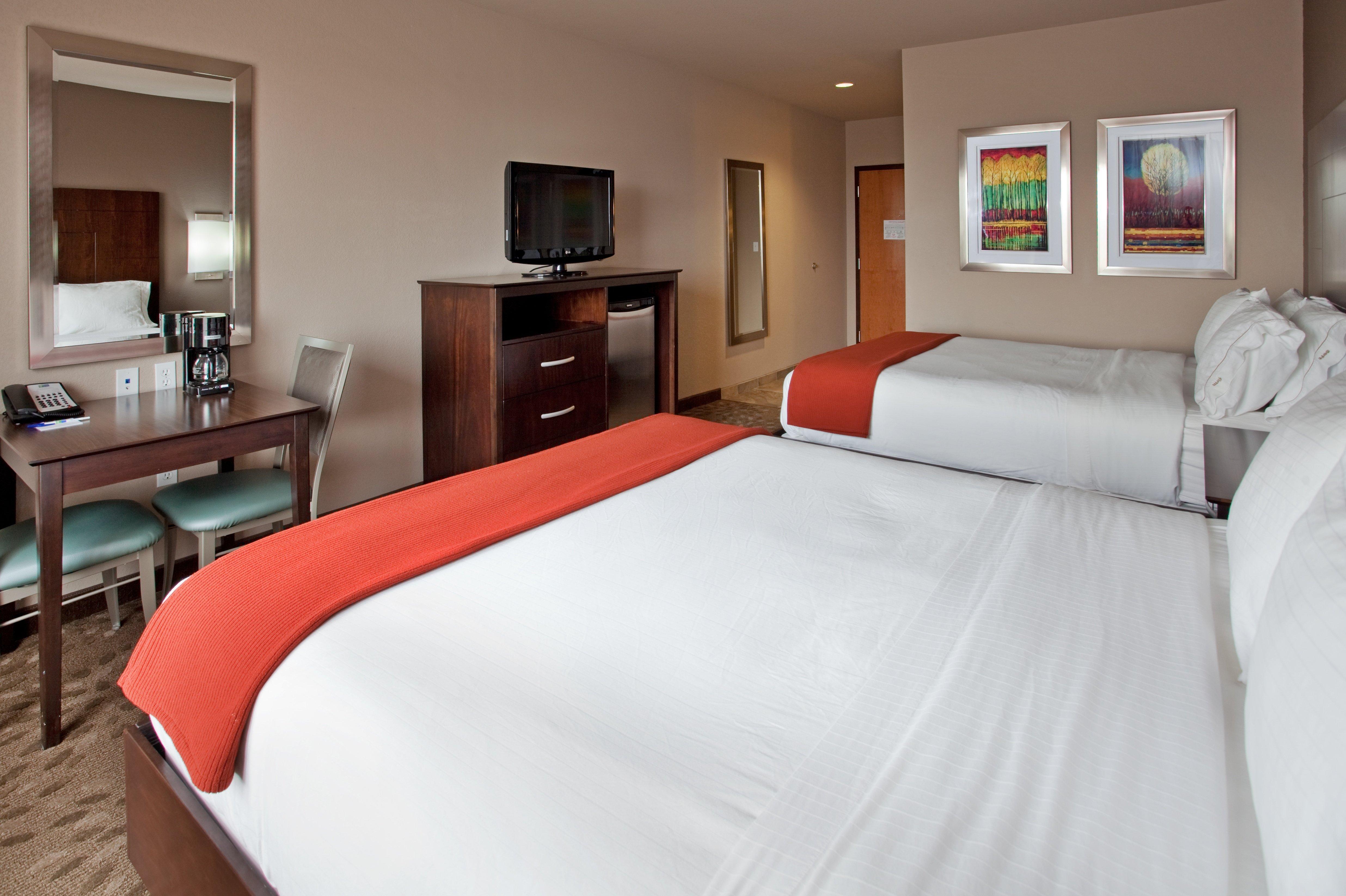 Holiday Inn Express Hotel And Suites Saint Robert By Ihg Room photo