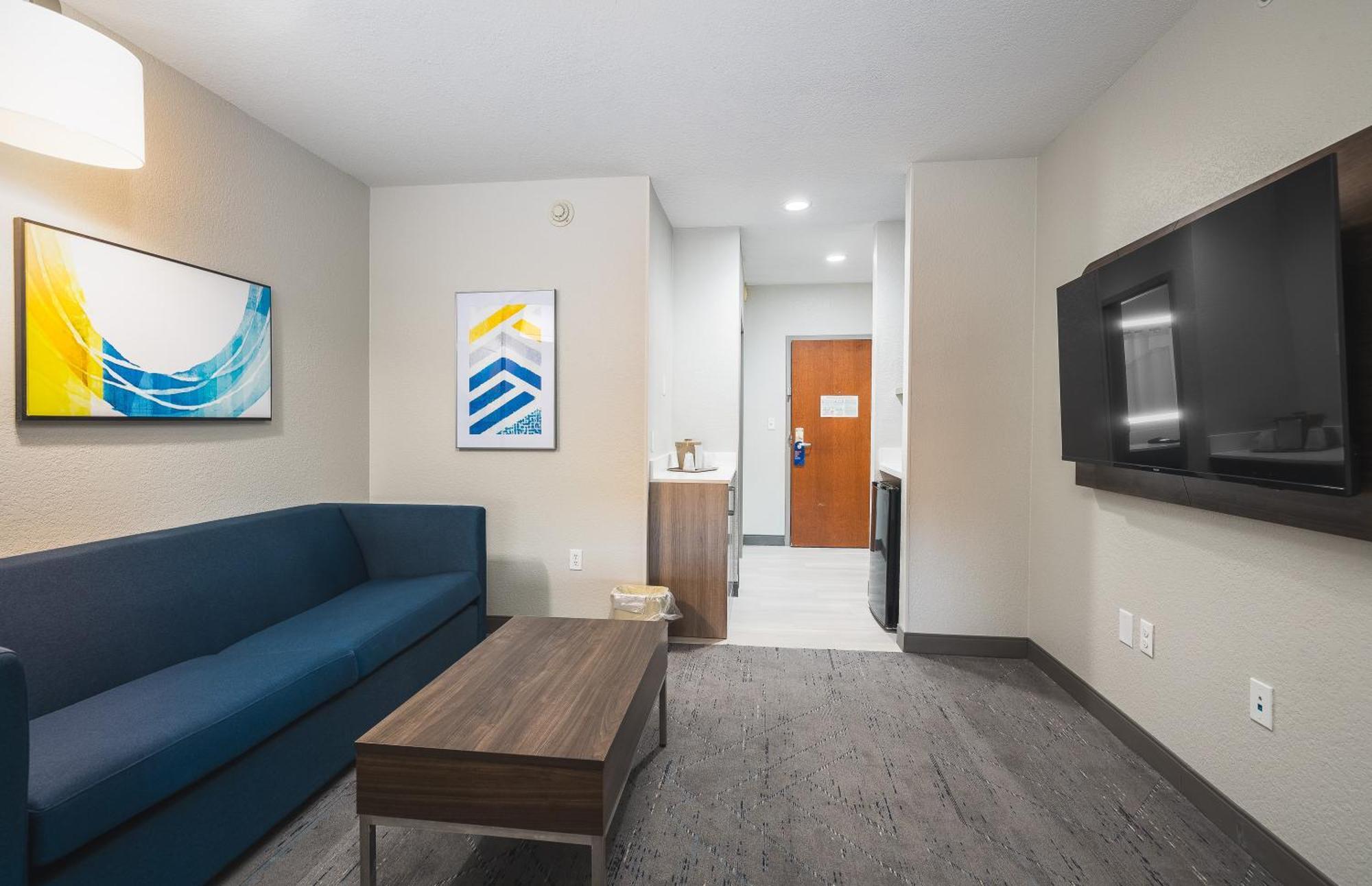 Holiday Inn Express Hotel And Suites Saint Robert By Ihg Exterior photo